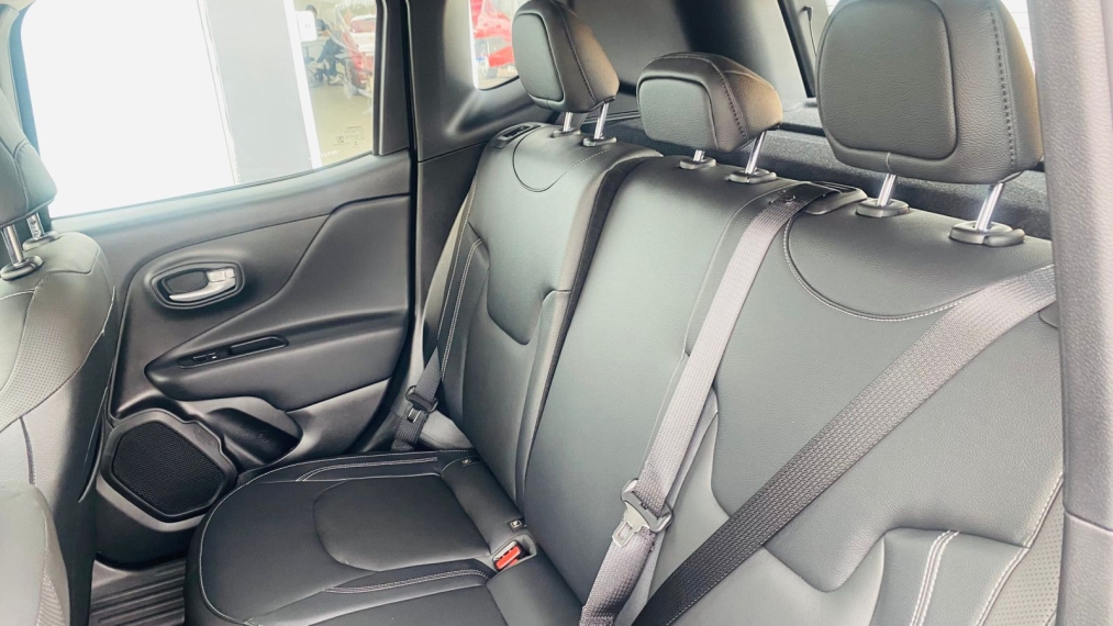 jeep renegade 1.3 t270 turbo flex longitude at6 4p automatico 2025