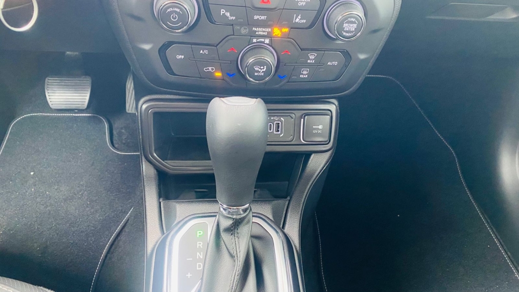 jeep renegade 1.3 t270 turbo flex longitude at6 4p automatico 2025
