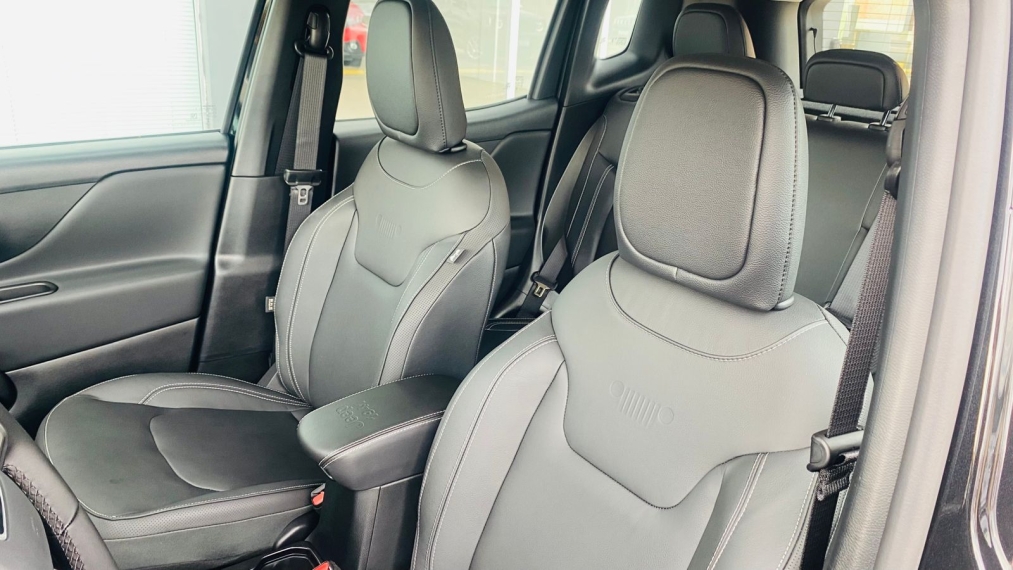 jeep renegade 1.3 t270 turbo flex longitude at6 4p automatico 2025