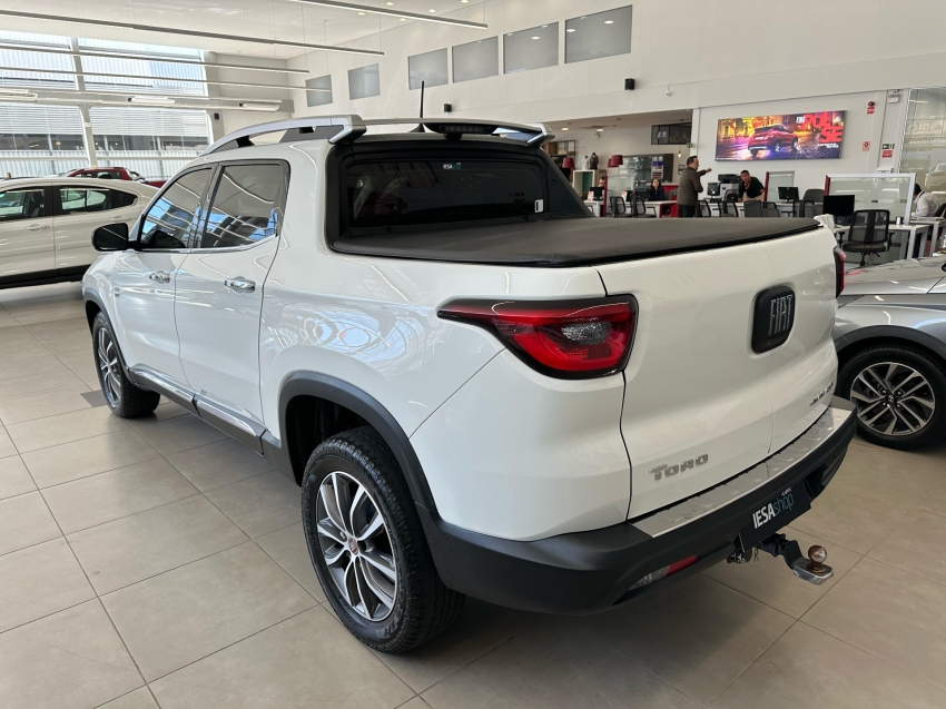 fiat toro 2.0 16v turbo diesel volcano 4wd at9 2021
