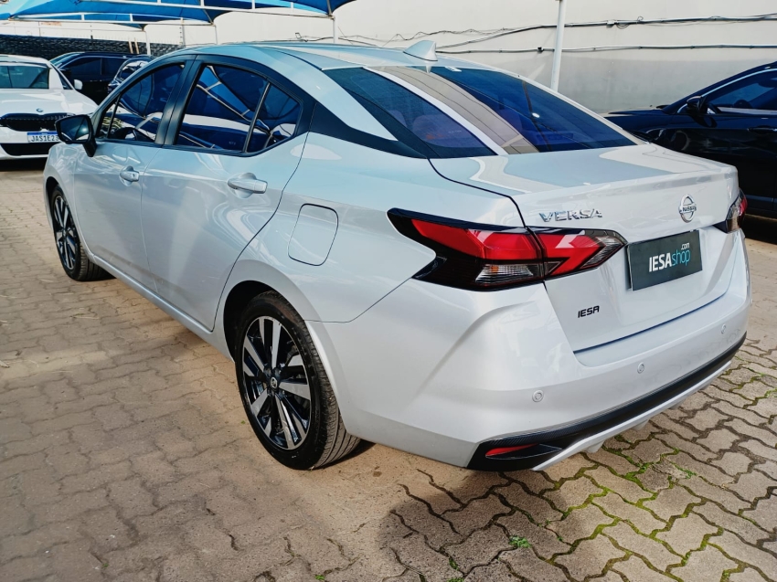 nissan versa 1.6 16v flex exclusive xtronic 4p automatico 2022