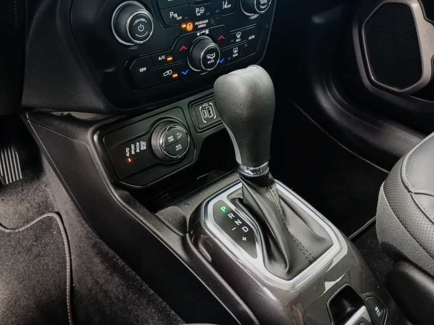 jeep renegade 1.3 t270 turbo flex s 4x4 at9 4p automatico 2022