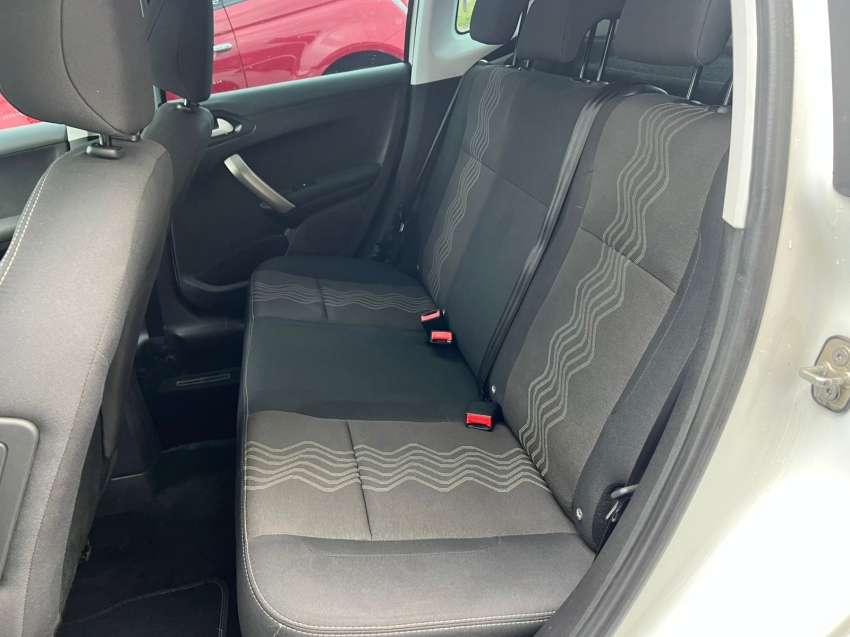 peugeot 2008 1.6 16v flex style 4p automatico 2019
