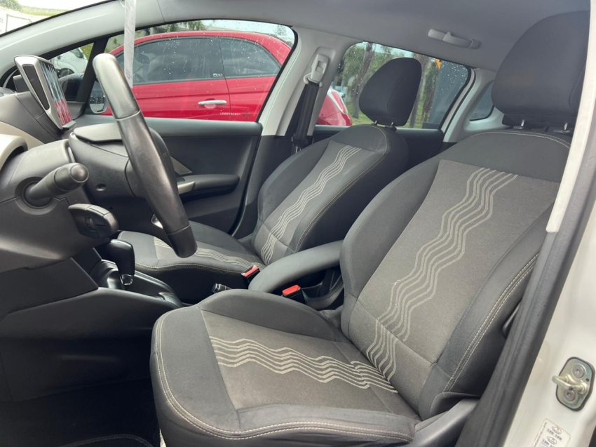peugeot 2008 1.6 16v flex style 4p automatico 2019