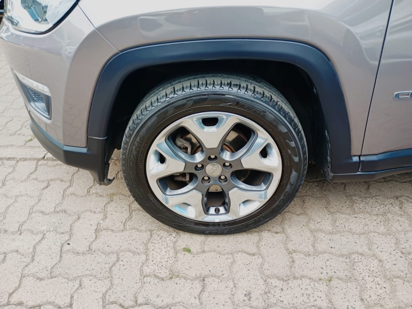 jeep compass 2.0 16v diesel longitude 4x4 automatico 4p manual 2019