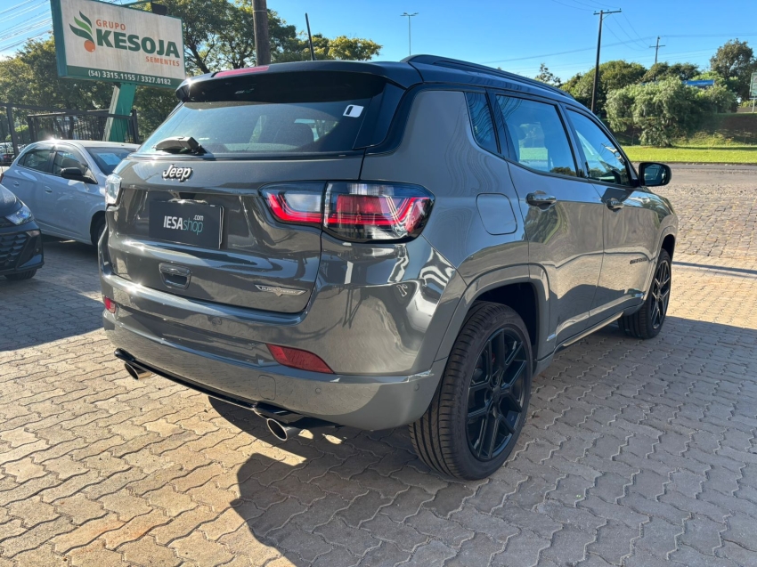jeep compass 2.0 hurricane 4 turbo gasolina blackhawk at9 4p automatico 2025