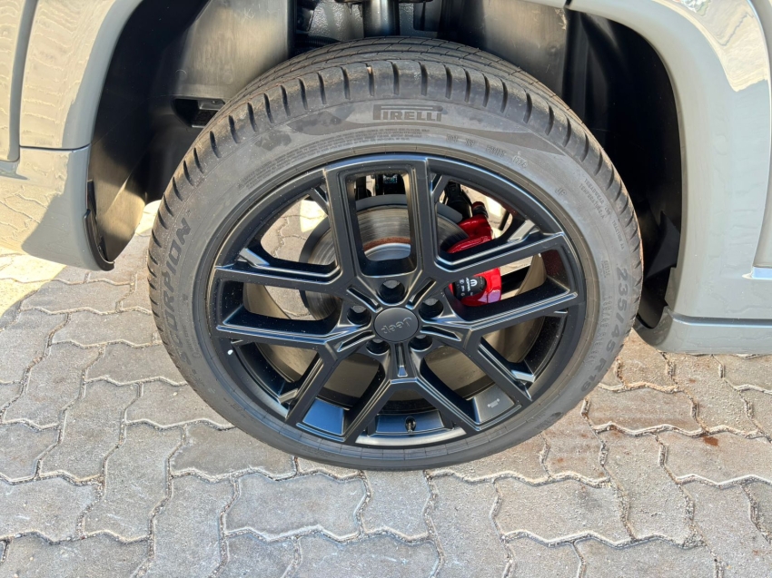 jeep compass 2.0 hurricane 4 turbo gasolina blackhawk at9 4p automatico 2025