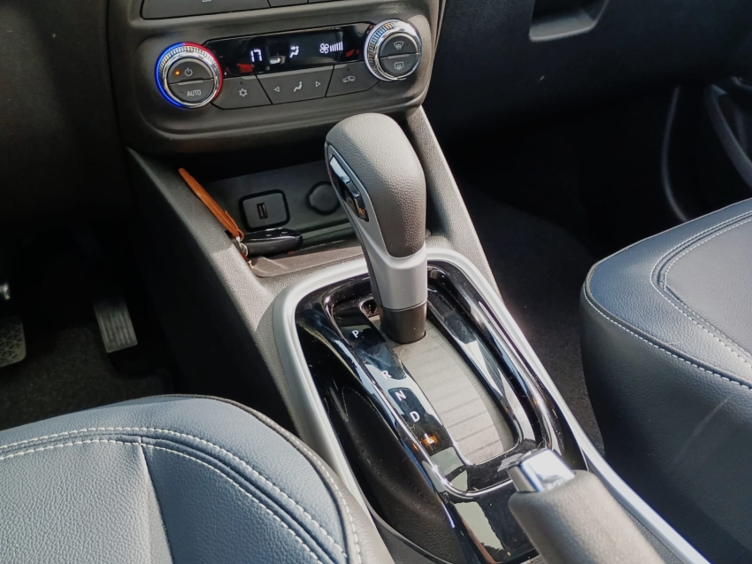 chevrolet tracker 1.2 turbo flex premier automatico 5p 2025