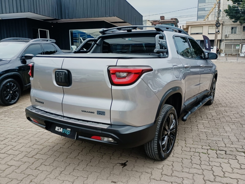 fiat toro 1.3 turbo 270 flex volcano at6 4p automatico 2024