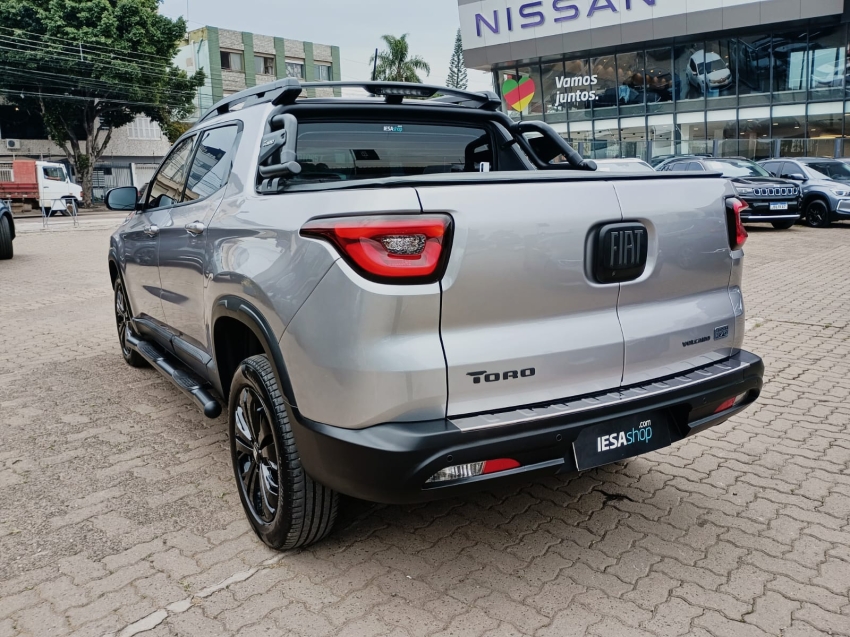 fiat toro 1.3 turbo 270 flex volcano at6 4p automatico 2024