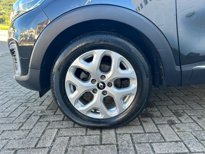 renault captur 1.6 16v sce flex zen x-tronic 1.5 4p manual 2018