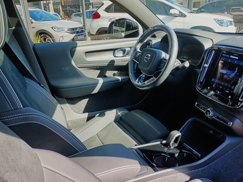 volvo xc40 p6 recharge electric plus 1.1 eletrico 5p automatico 2024