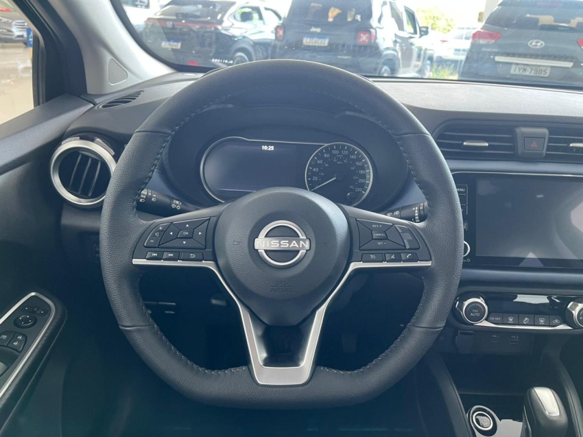 nissan versa 1.6 16v flex exclusive xtronic 3.9 4p automatico 2025