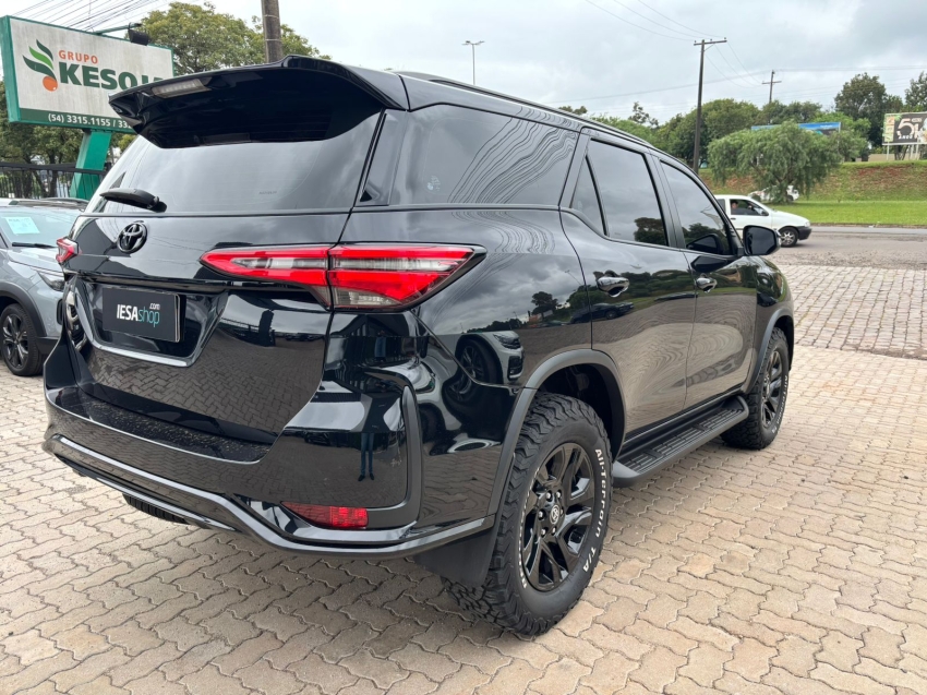 toyota hilux 2.8 d-4d turbo diesel cd srx limited 4x4 automatico 4p 2022