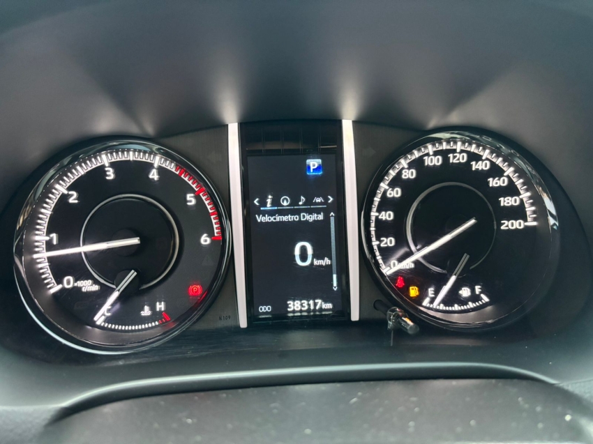 toyota hilux 2.8 d-4d turbo diesel cd srx limited 4x4 automatico 4p 2022