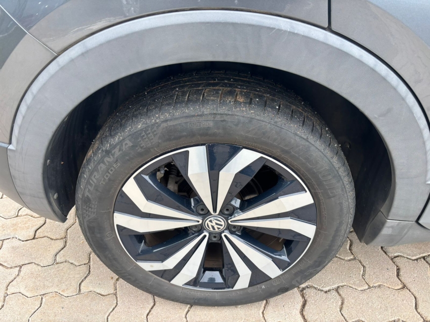 volkswagen t-cross 1.0 200 tsi total flex sense automatico 4p 2021
