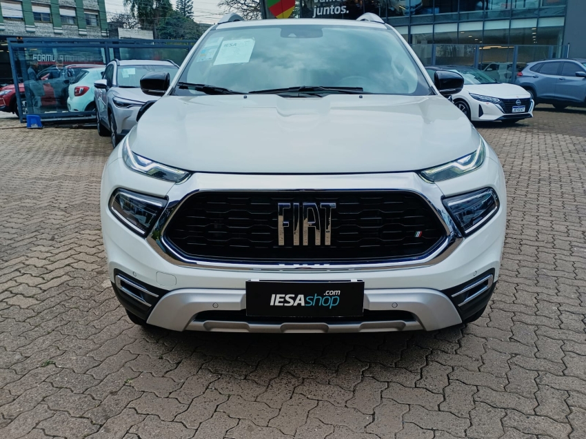 fiat toro 1.3 turbo 270 flex volcano at6 4p automatico 2025