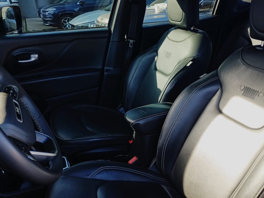 jeep renegade 1.3 t270 turbo flex s 4x4 at9 4p automatico 2022