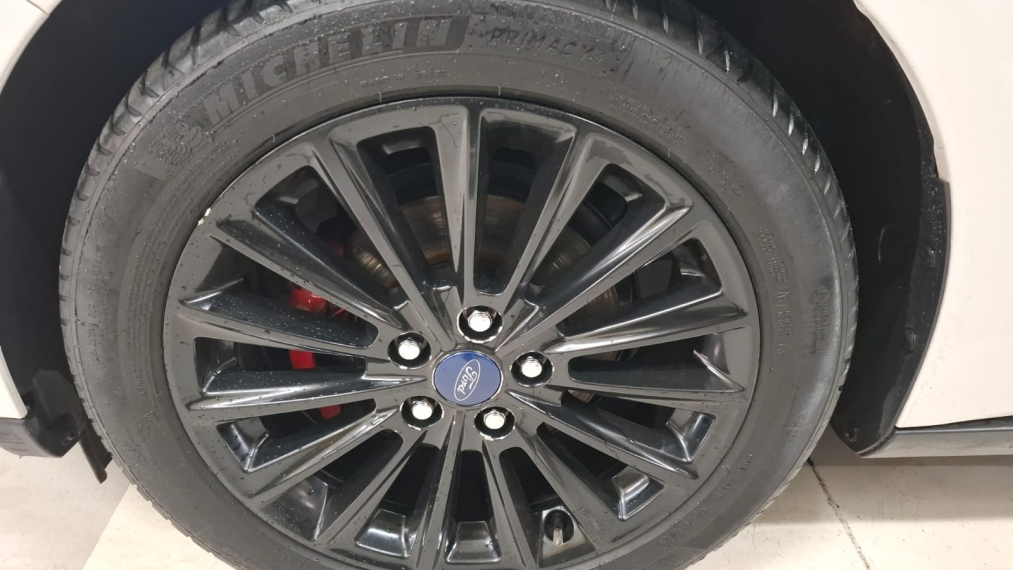 ford focus 2.0 titanium 16v flex 4p powershift automatico 2016