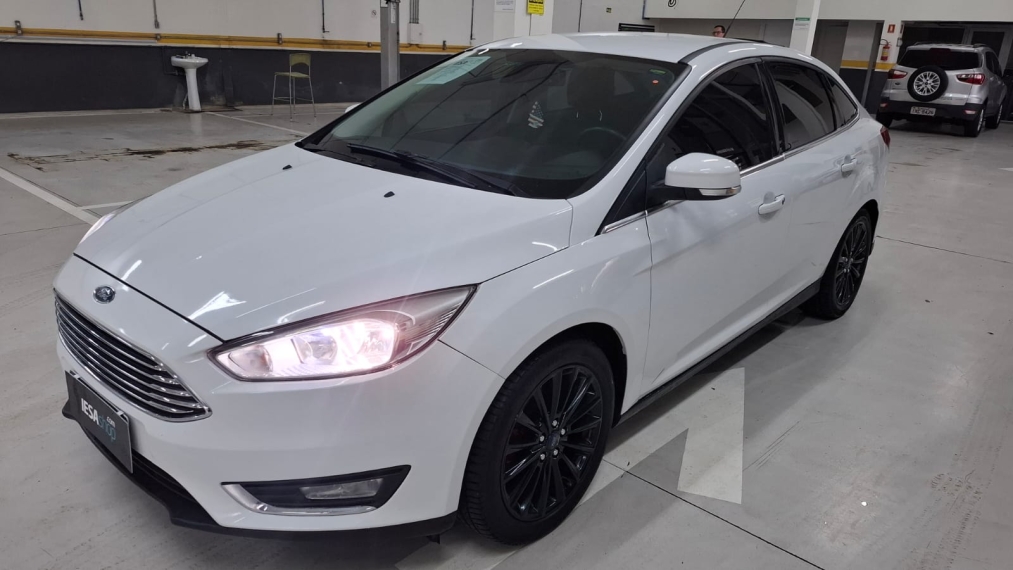 ford focus 2.0 titanium 16v flex 4p powershift automatico 2016
