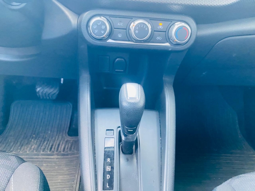 nissan kicks 1.6 16v flexstart active xtronic flex 4p automatico 2024