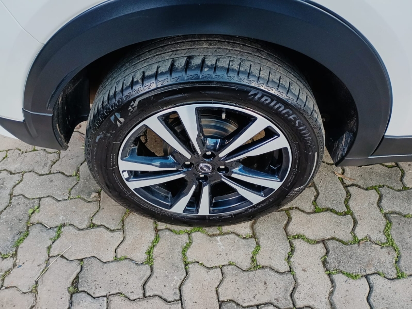 nissan kicks 1.6 16v flexstart advance xtronic flex 4p automatico 2024