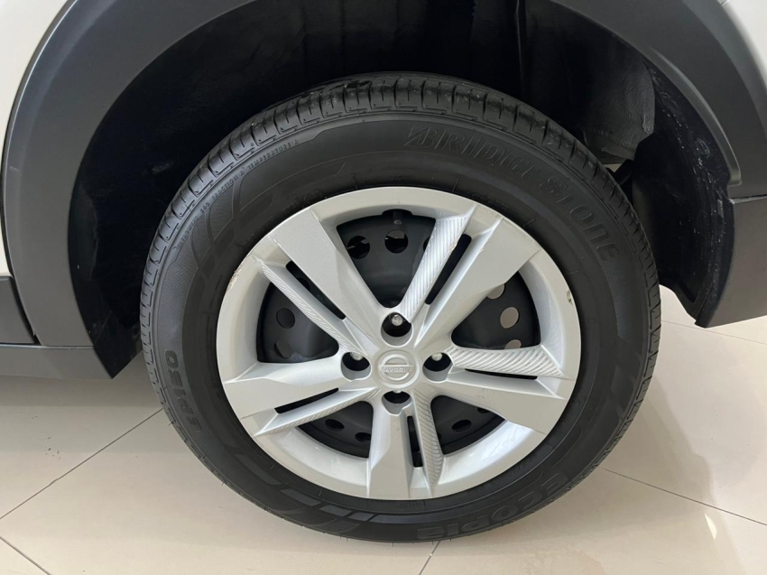nissan kicks 1.6 16v flexstart active xtronic flex 4p automatico 2024