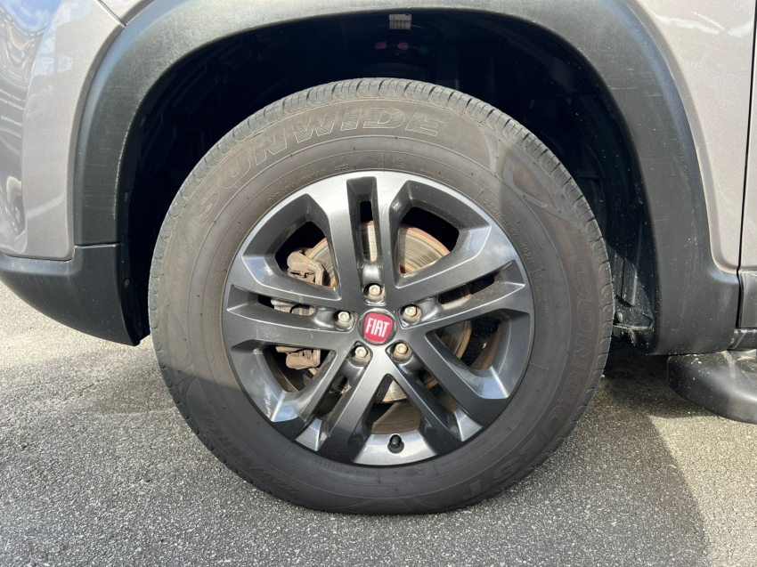 fiat toro 2.0 16v turbo diesel freedom 4wd at9 5p automatico 2021