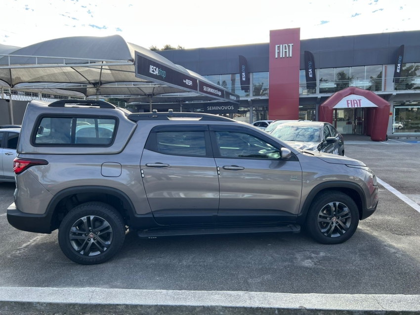 fiat toro 2.0 16v turbo diesel freedom 4wd at9 5p automatico 2021