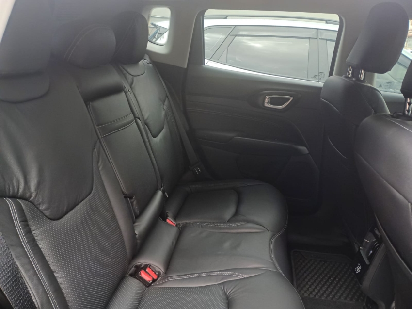 jeep compass 1.3 t270 turbo flex sport at6 4p automatico 2025
