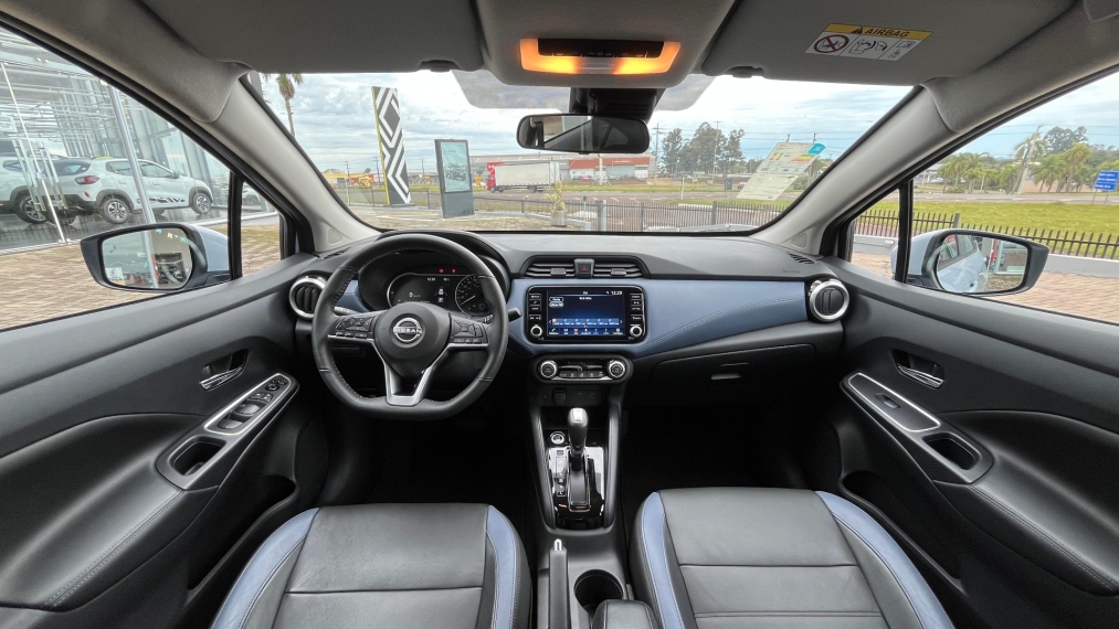 nissan versa 1.6 16v flex exclusive xtronic 3.9 4p automatico 2025