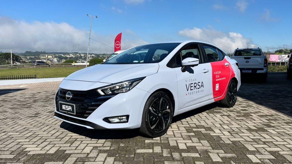 nissan versa 1.6 16v flex exclusive xtronic 3.9 4p automatico 2025