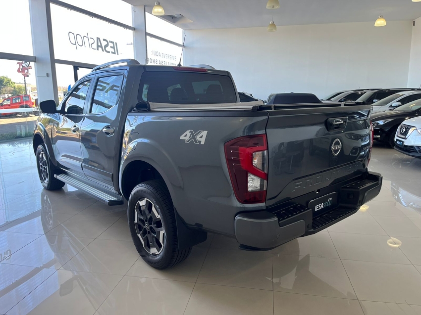 nissan frontier 2.3 16v turbo diesel platinum cd 4x4 automatico 5.7 4p 2025