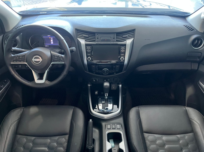nissan frontier 2.3 16v turbo diesel platinum cd 4x4 automatico 5.7 4p 2025