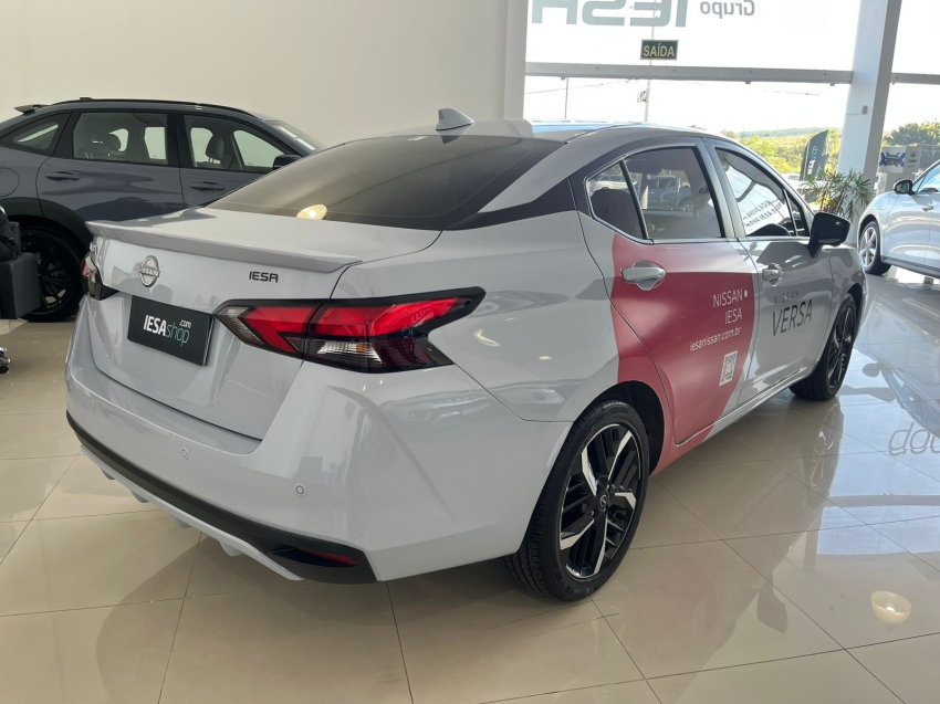 nissan versa 1.6 16v flex exclusive xtronic 3.9 4p automatico 2025