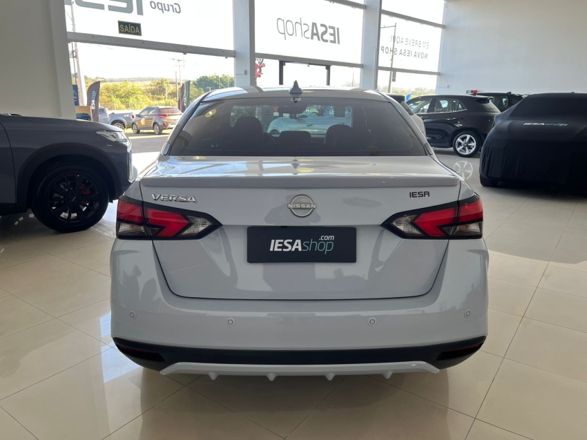 nissan versa 1.6 16v flex exclusive xtronic 3.9 4p automatico 2025
