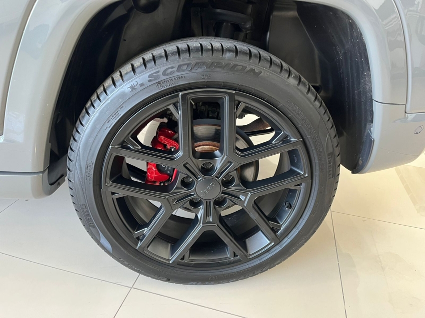 jeep compass 2.0 hurricane 4 turbo gasolina blackhawk at9 1.9 4p automatico 2025