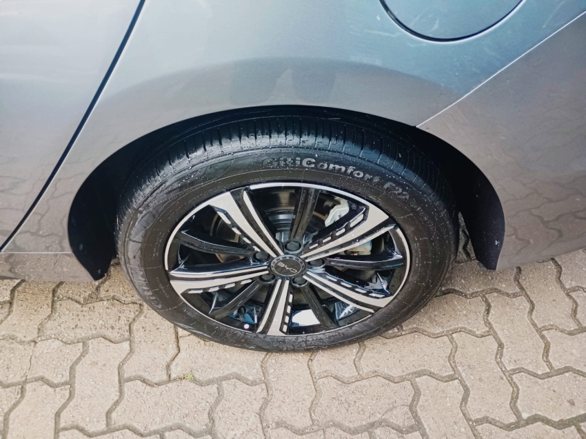 byd king 1.5 dm-i phev gs automatico 1.1 hibrido 4p 2025