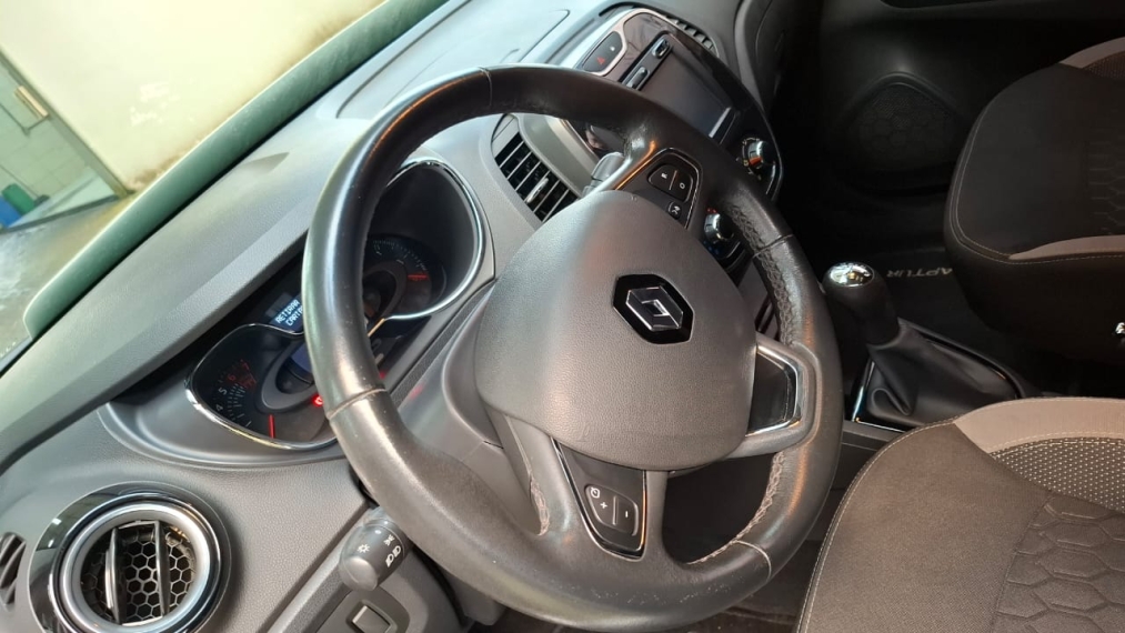 renault captur 1.6 16v sce flex zen manual 4p 2018