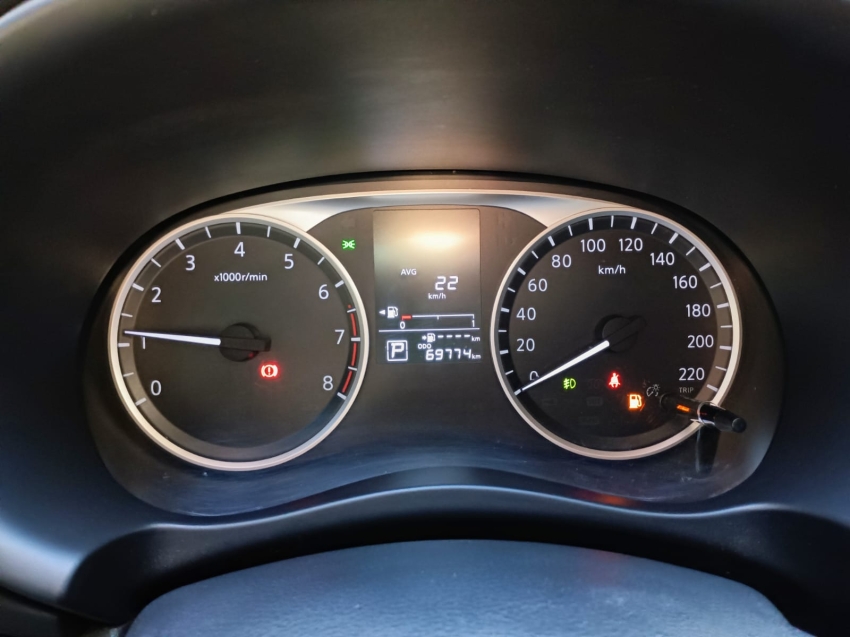 nissan kicks 1.6 16v flexstart sv 4p xtronic flex 5p automatico 2020