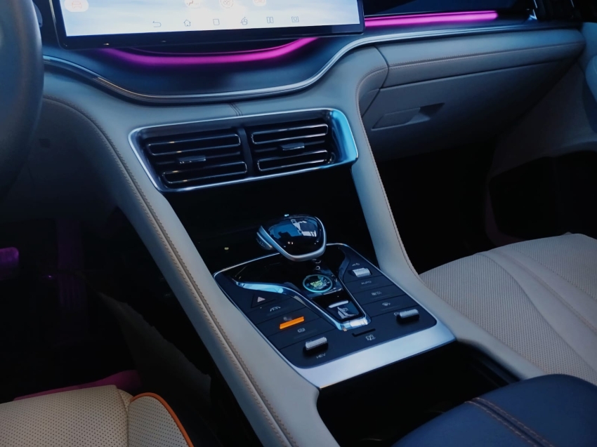 byd song plus 1.5 dm-i hibrido automatico 4p 2025