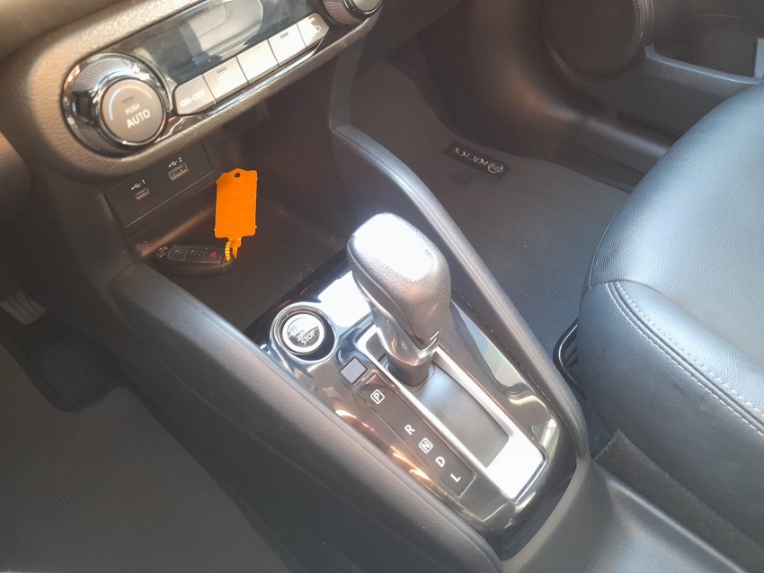 nissan kicks 1.6 16v flexstart exclusive xtronic flex 4p automatico 2022