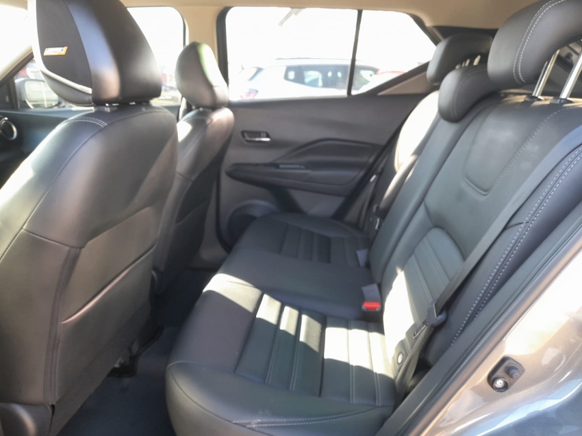 nissan kicks 1.6 16v flexstart exclusive xtronic flex 4p automatico 2022