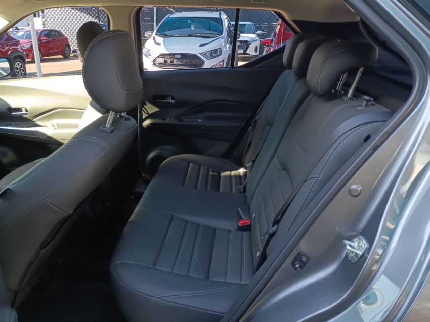 nissan kicks 1.6 16v flexstart advance xtronic flex 4p automatico 2024