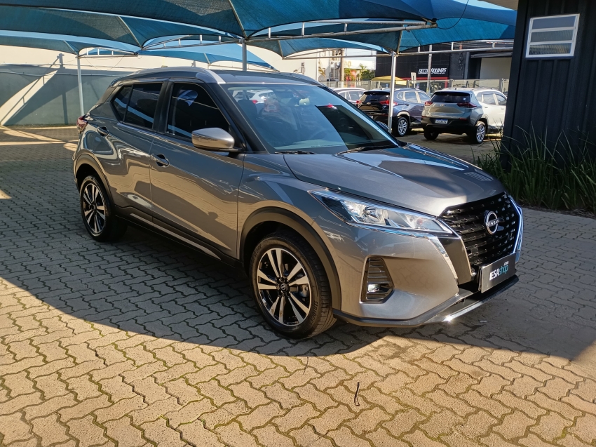 nissan kicks 1.6 16v flexstart advance xtronic flex 4p automatico 2024