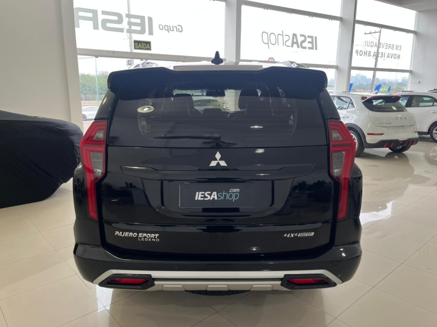 mitsubishi pajero sport 2.4 16v mivec turbo diesel legend black awd automatico 5p 2024