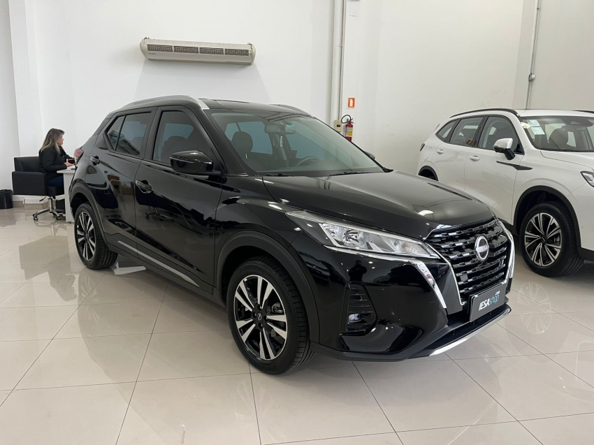 nissan kicks 1.6 16v flexstart advance xtronic flex 4p automatico 2024