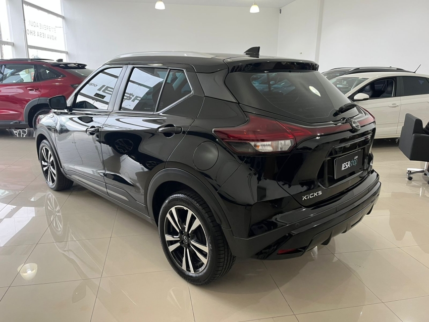 nissan kicks 1.6 16v flexstart advance xtronic flex 4p automatico 2024