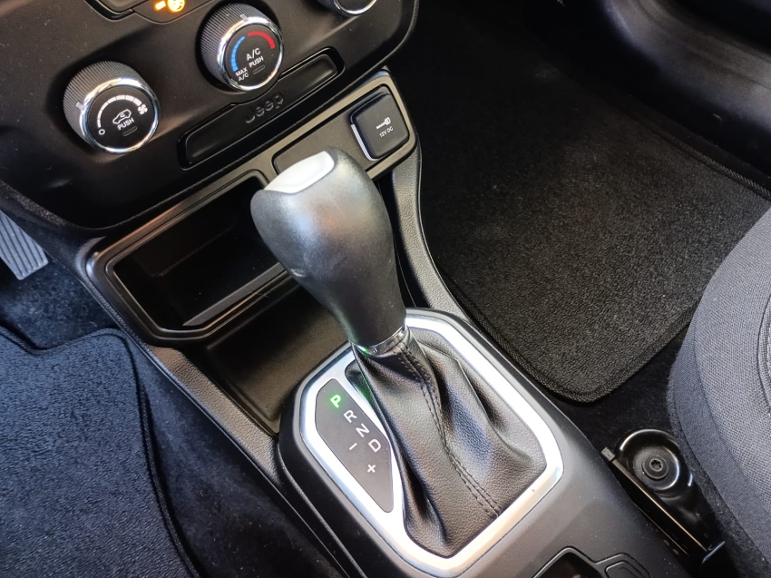 jeep renegade 1.8 16v flex 4p automatico 2020