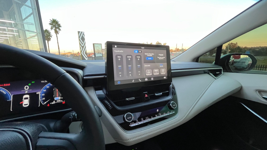 toyota corolla 1.8 vvt-i hybrid flex altis premium cvt 4p automatico 2025